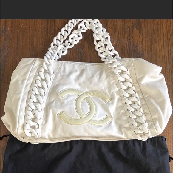 CHANEL Handbags - Stunning chanel bag